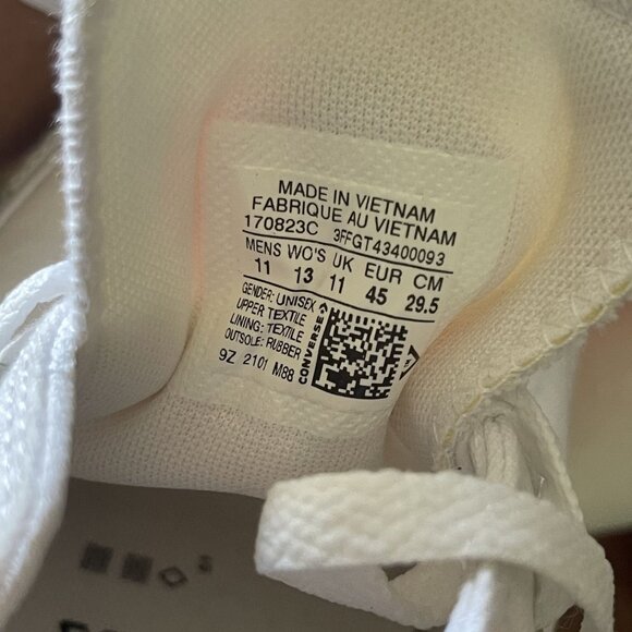 Converse Chuck Taylor All Star CTAS Ox Low Pride White/Multi/Rainbow Men's 11 Wm - Picture 13 of 13